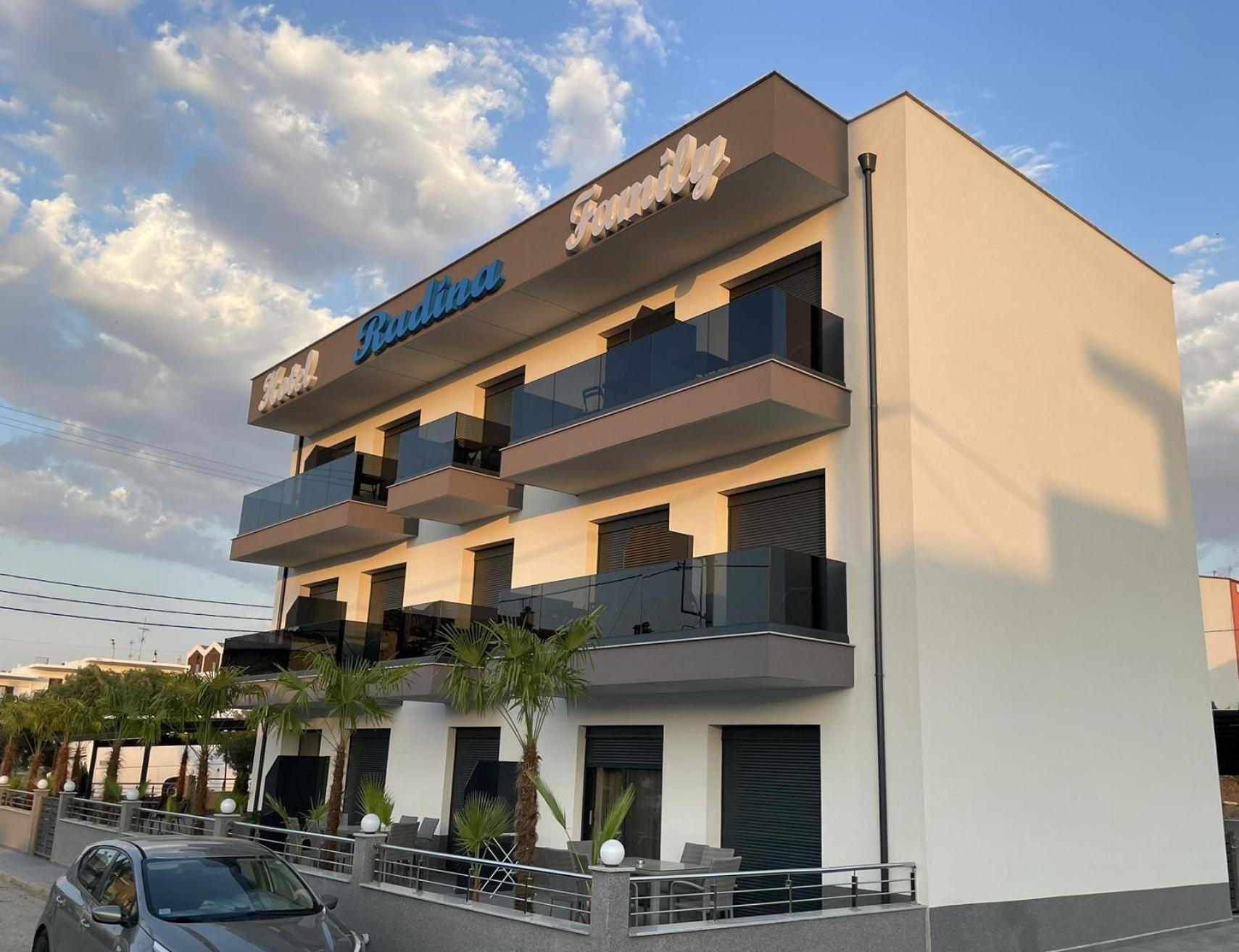 אפרטהוטל Kallithea  Radina Family מראה חיצוני תמונה